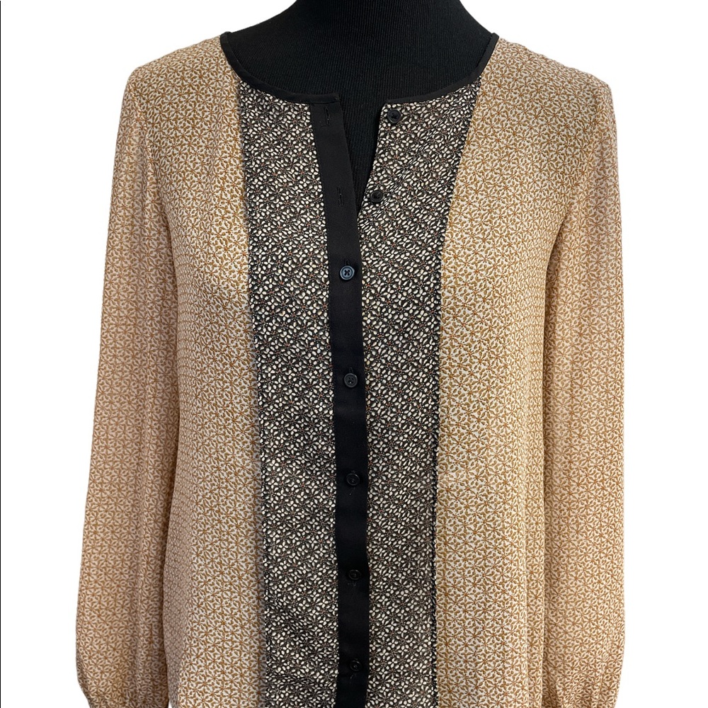 Ann Taylor , Loft lady’s blouse